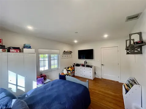 1558 Sevilla Avenue Coral Gables FL 33134