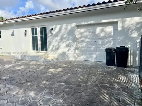 1558 Sevilla Avenue Coral Gables FL 33134