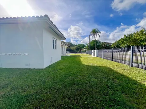 1558 Sevilla Avenue Coral Gables FL 33134