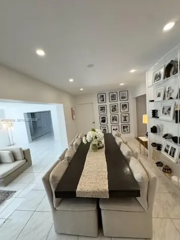 1558 Sevilla Avenue Coral Gables FL 33134