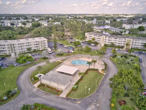145 Grantham C Deerfield Beach FL 33442
