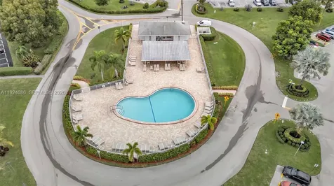 145 Grantham C Deerfield Beach FL 33442