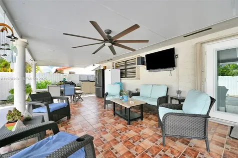 31 NW 133rd Place Miami FL 33182