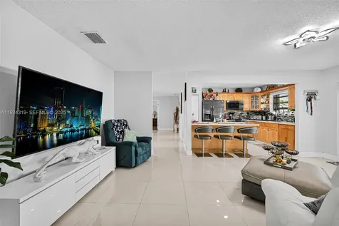 31 NW 133rd Place Miami FL 33182