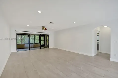 9 S Lakeshore Drive Hypoluxo FL 33462