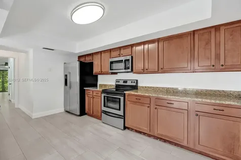 9 S Lakeshore Drive Hypoluxo FL 33462