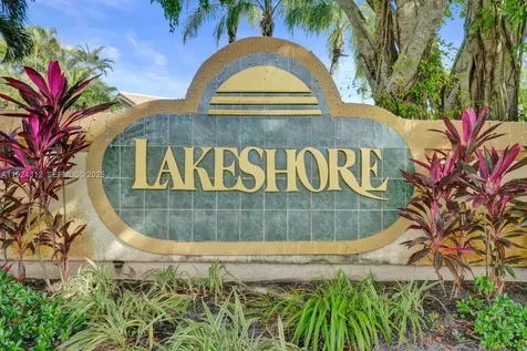 9 S Lakeshore Drive Hypoluxo FL 33462