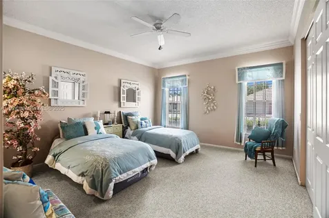 6569 Jog Estates Lane Boynton Beach FL 33437