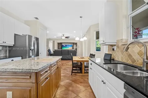 20615 SW 89th Avenue Cutler Bay FL 33189
