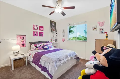 20615 SW 89th Avenue Cutler Bay FL 33189