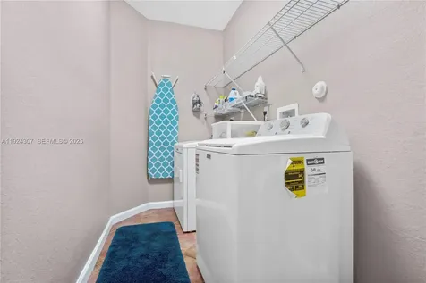 20615 SW 89th Avenue Cutler Bay FL 33189