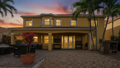 20615 SW 89th Avenue Cutler Bay FL 33189
