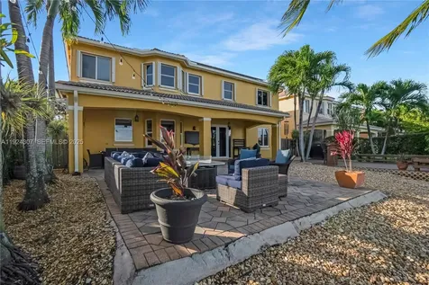 20615 SW 89th Avenue Cutler Bay FL 33189