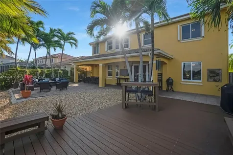 20615 SW 89th Avenue Cutler Bay FL 33189