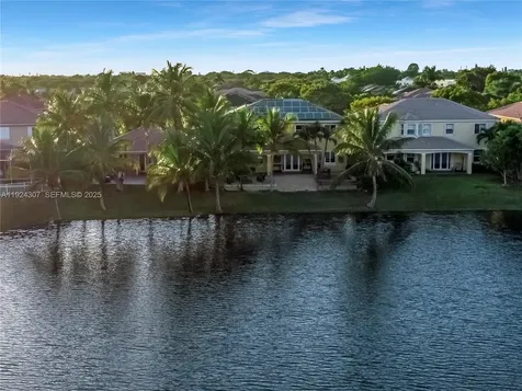 20615 SW 89th Avenue Cutler Bay FL 33189