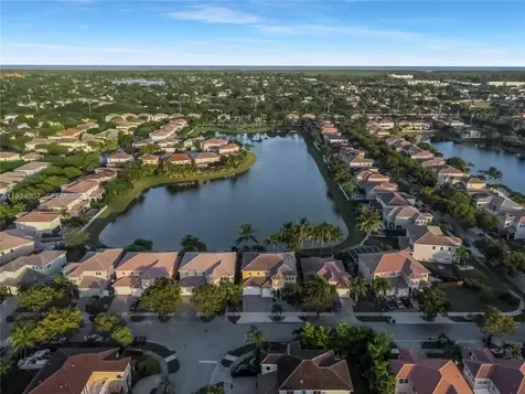 20615 SW 89th Avenue Cutler Bay FL 33189