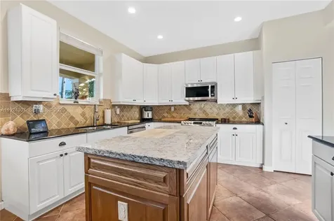 20615 SW 89th Avenue Cutler Bay FL 33189