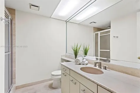 19500 Turnberry Way Aventura FL 33180