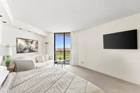 19500 Turnberry Way Aventura FL 33180