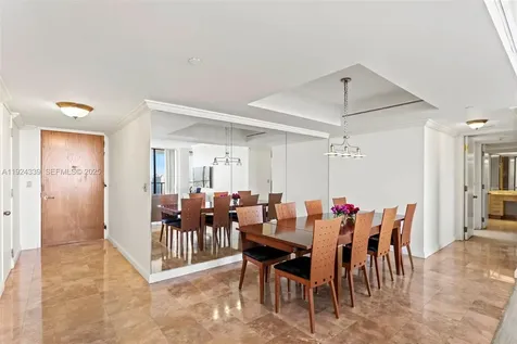 19500 Turnberry Way Aventura FL 33180
