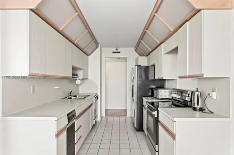 19500 Turnberry Way Aventura FL 33180