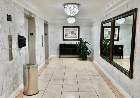 19201 Collins Avenue Sunny Isles Beach FL 33160
