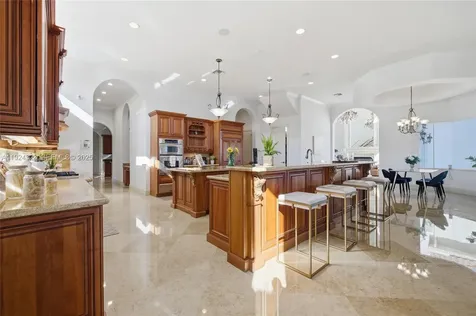 3308 Islewood Avenue Weston FL 33332