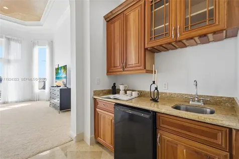 3308 Islewood Avenue Weston FL 33332