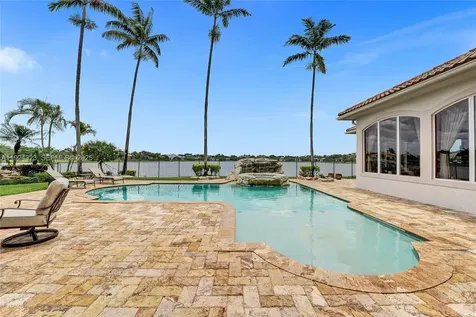 3308 Islewood Avenue Weston FL 33332