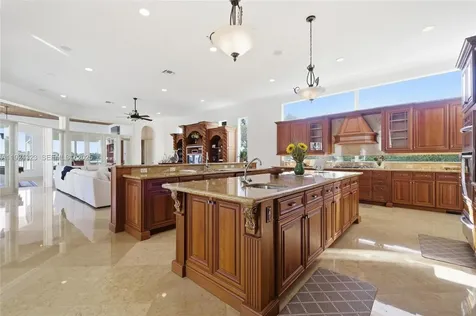 3308 Islewood Avenue Weston FL 33332