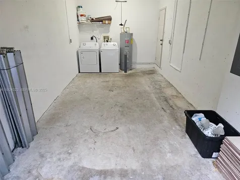 6533 Catalina Lane Tamarac FL 33321