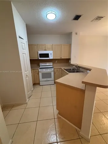 6533 Catalina Lane Tamarac FL 33321