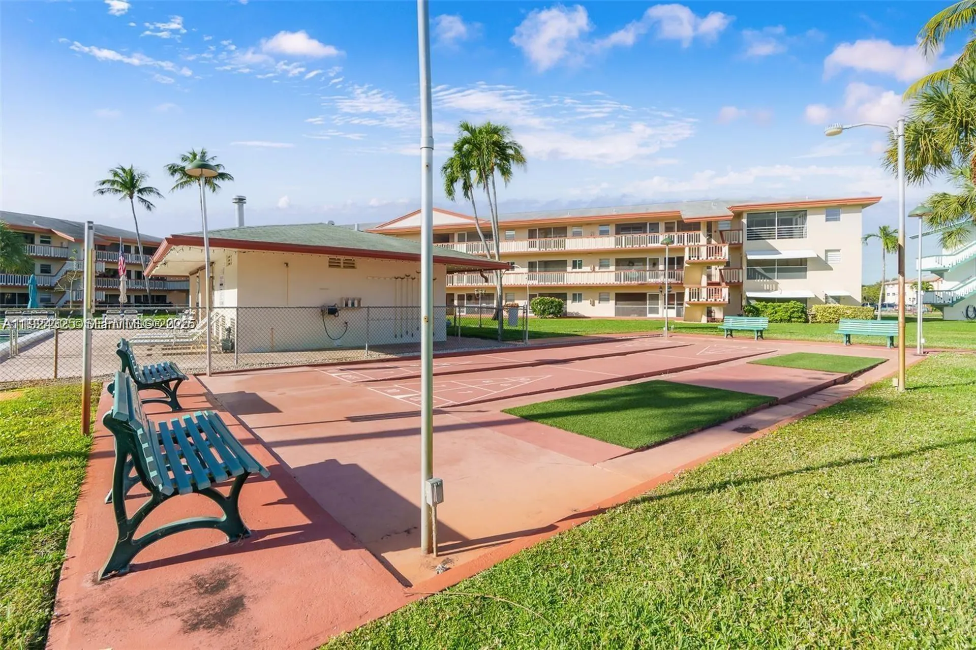 5300 Washington Street Hollywood FL 33021