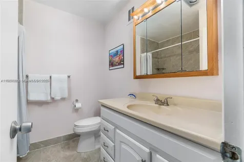 5300 Washington Street Hollywood FL 33021