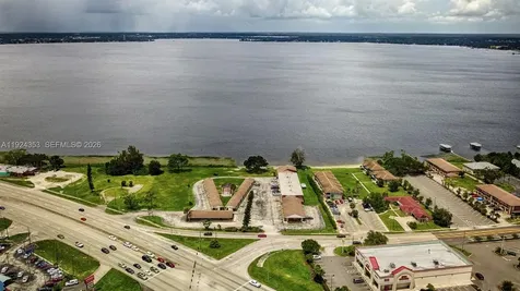 1025 Lakeveiw Drive Sebring FL 33870