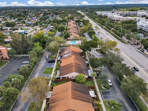 2682 N Nob Hill Road Sunrise FL 33322