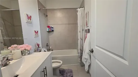 21380 NE 2nd Court Miami FL 33179