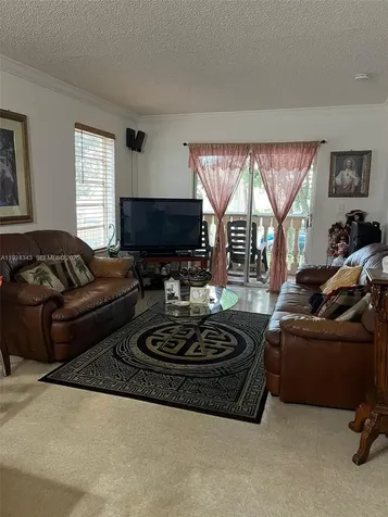 525 W 69th Street Hialeah FL 33014