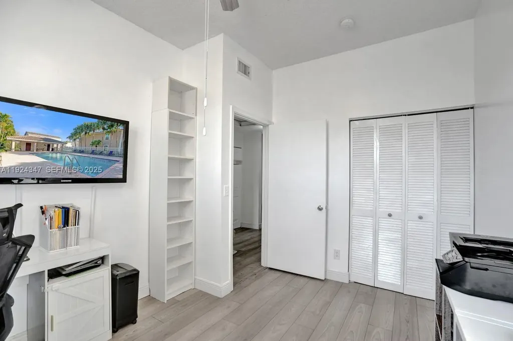 10529 NW 57th Court Coral Springs FL 33076