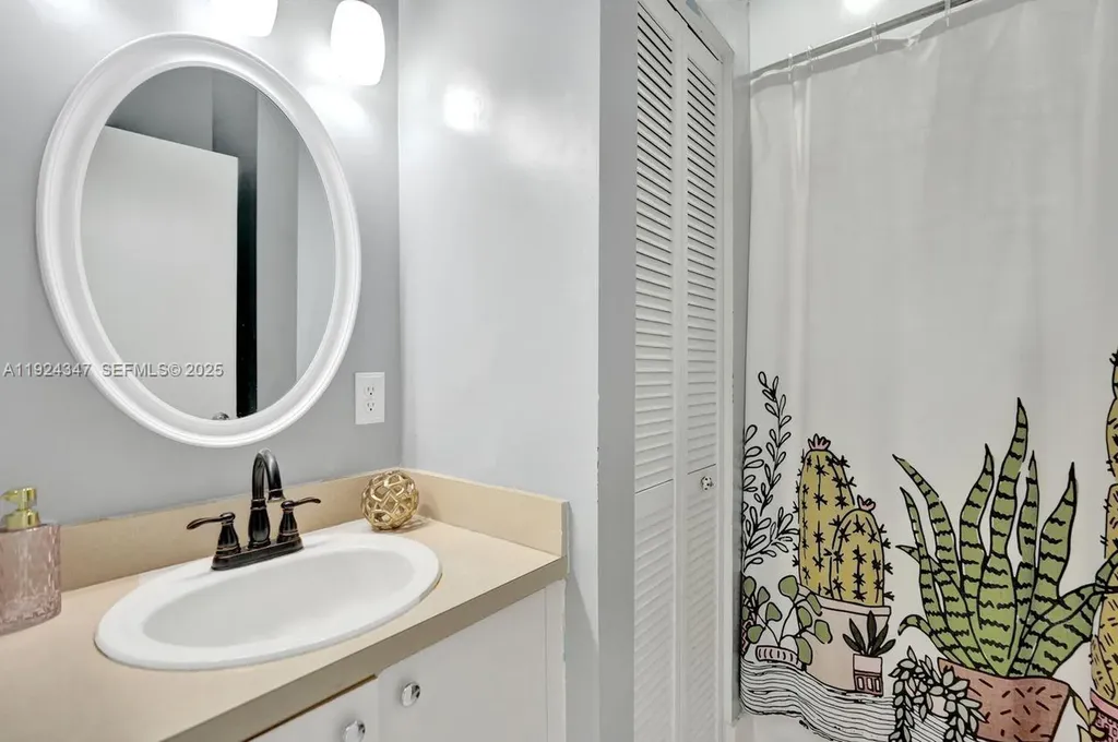 10529 NW 57th Court Coral Springs FL 33076