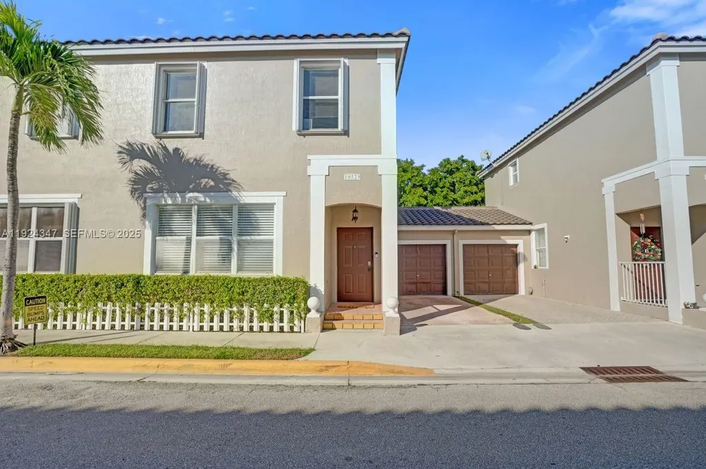 10529 NW 57th Court Coral Springs FL 33076