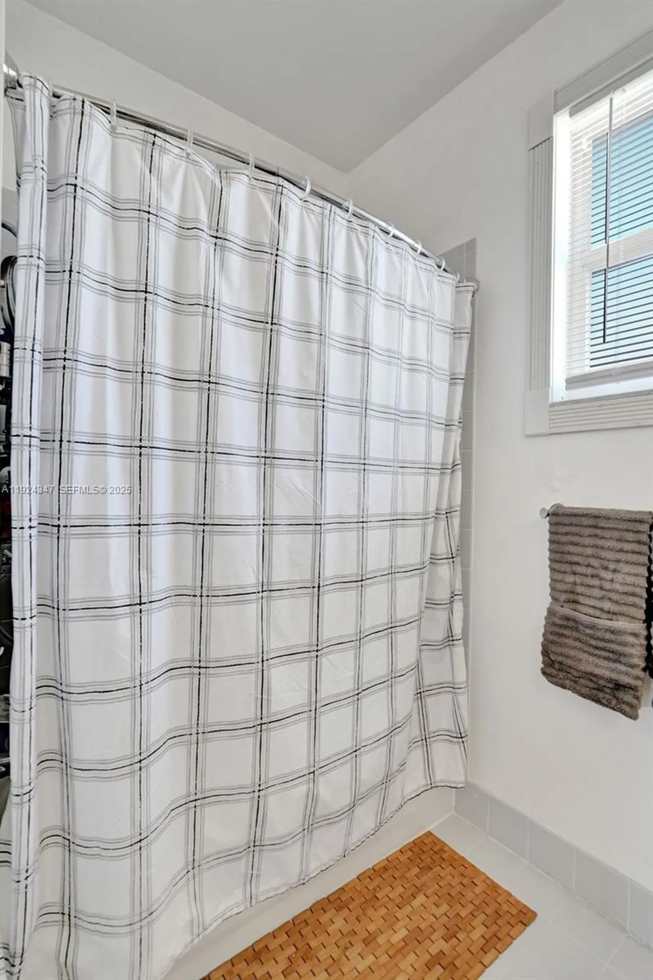 10529 NW 57th Court Coral Springs FL 33076