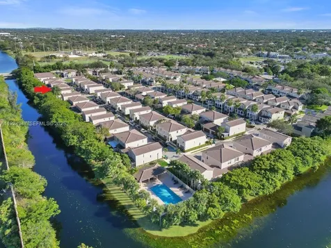 10529 NW 57th Court Coral Springs FL 33076