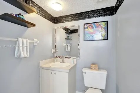 10529 NW 57th Court Coral Springs FL 33076