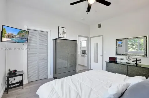 10529 NW 57th Court Coral Springs FL 33076