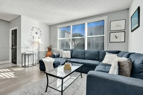 10529 NW 57th Court Coral Springs FL 33076