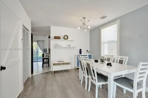 10529 NW 57th Court Coral Springs FL 33076