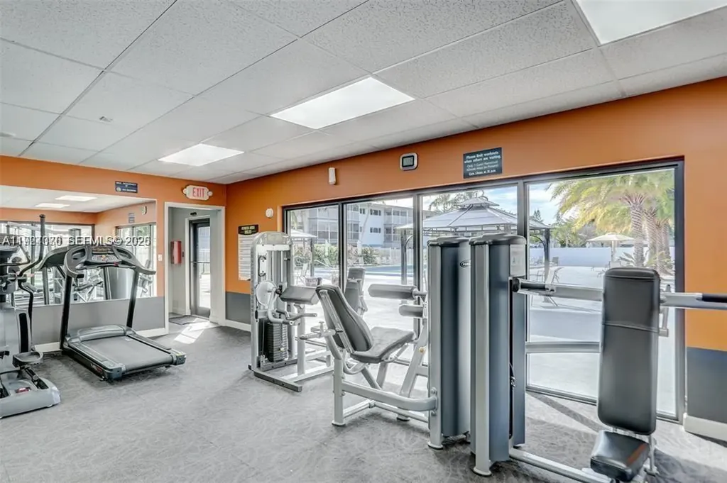 4800 Hillcrest Lane Hollywood FL 33021
