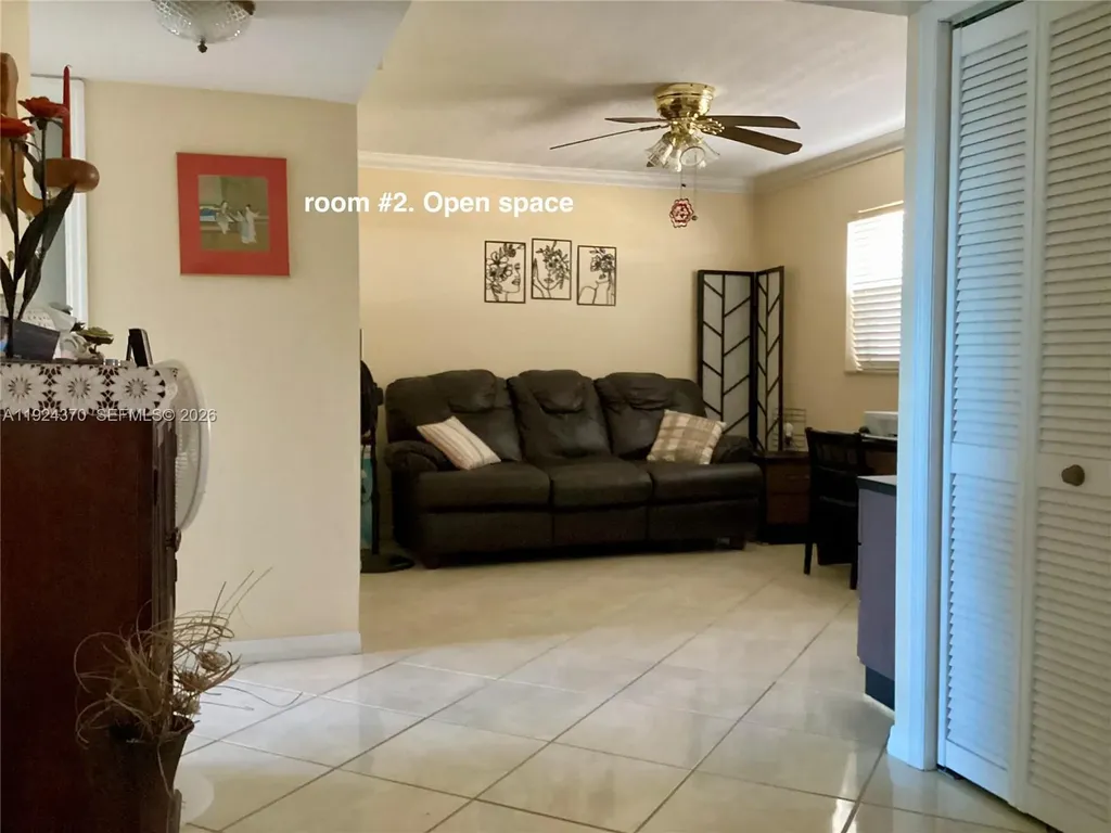 4800 Hillcrest Lane Hollywood FL 33021