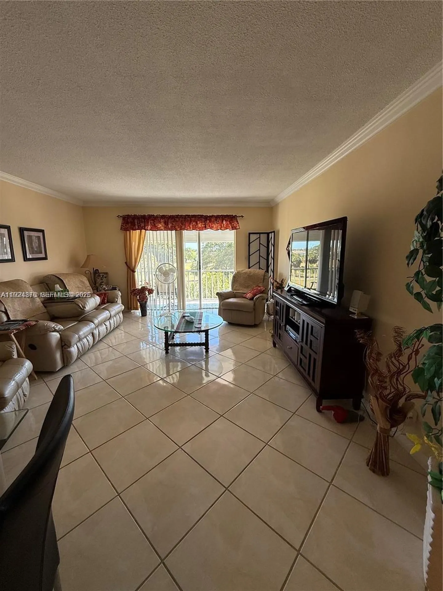 4800 Hillcrest Lane Hollywood FL 33021